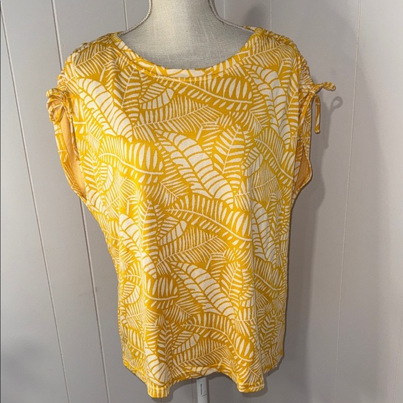 Liz Claiborne Yellow and White Leaf Print Blouse - Picture 1 of 4